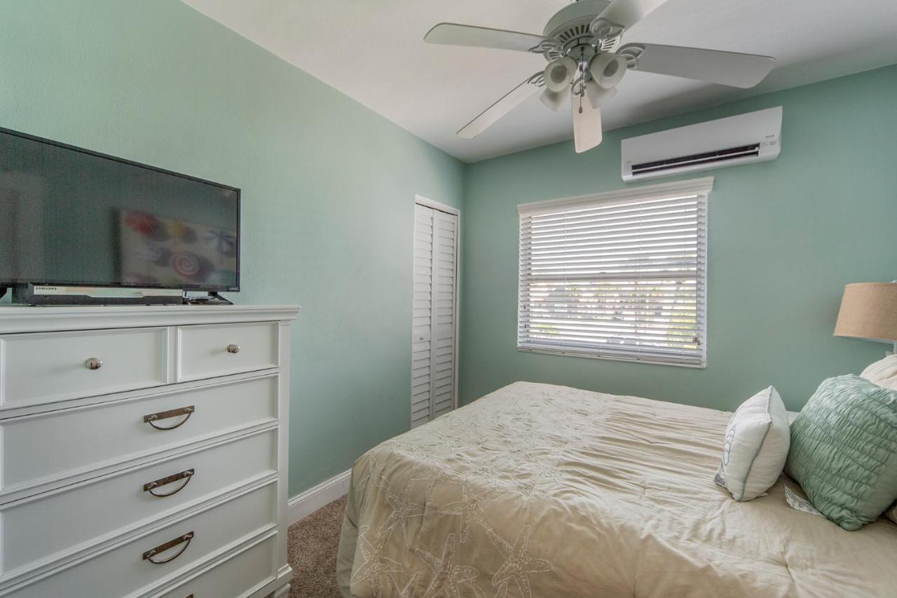 #212 Surf Song Resort St. Pete Beach Exterior foto